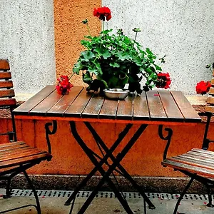Bucur 9 3* Bucarest