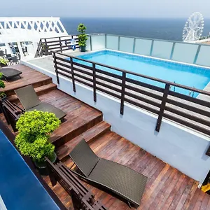 Hotel Microtel By Wyndham Mall Of Pasay